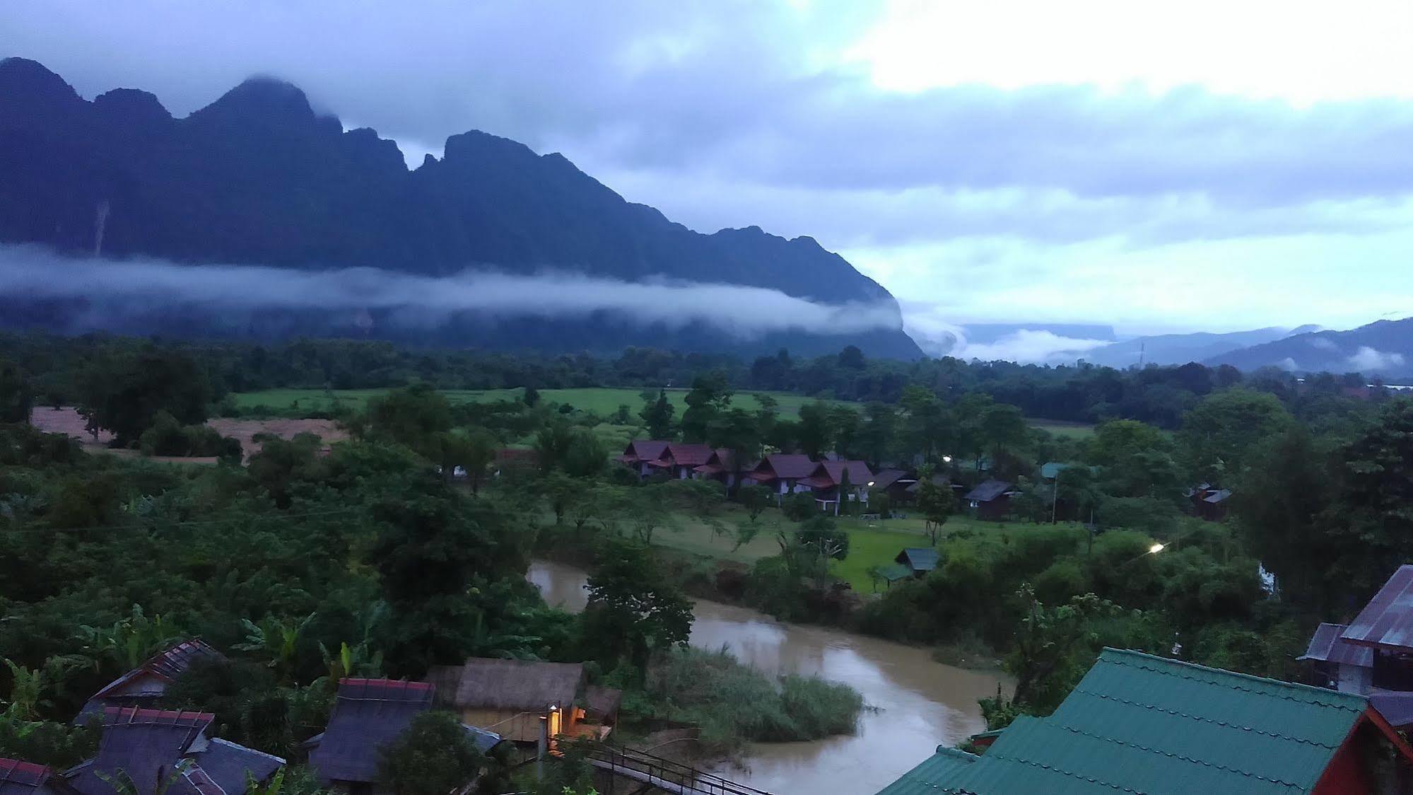 Mountainview Riverside Boutique Hotel Vang Vieng Exterior foto