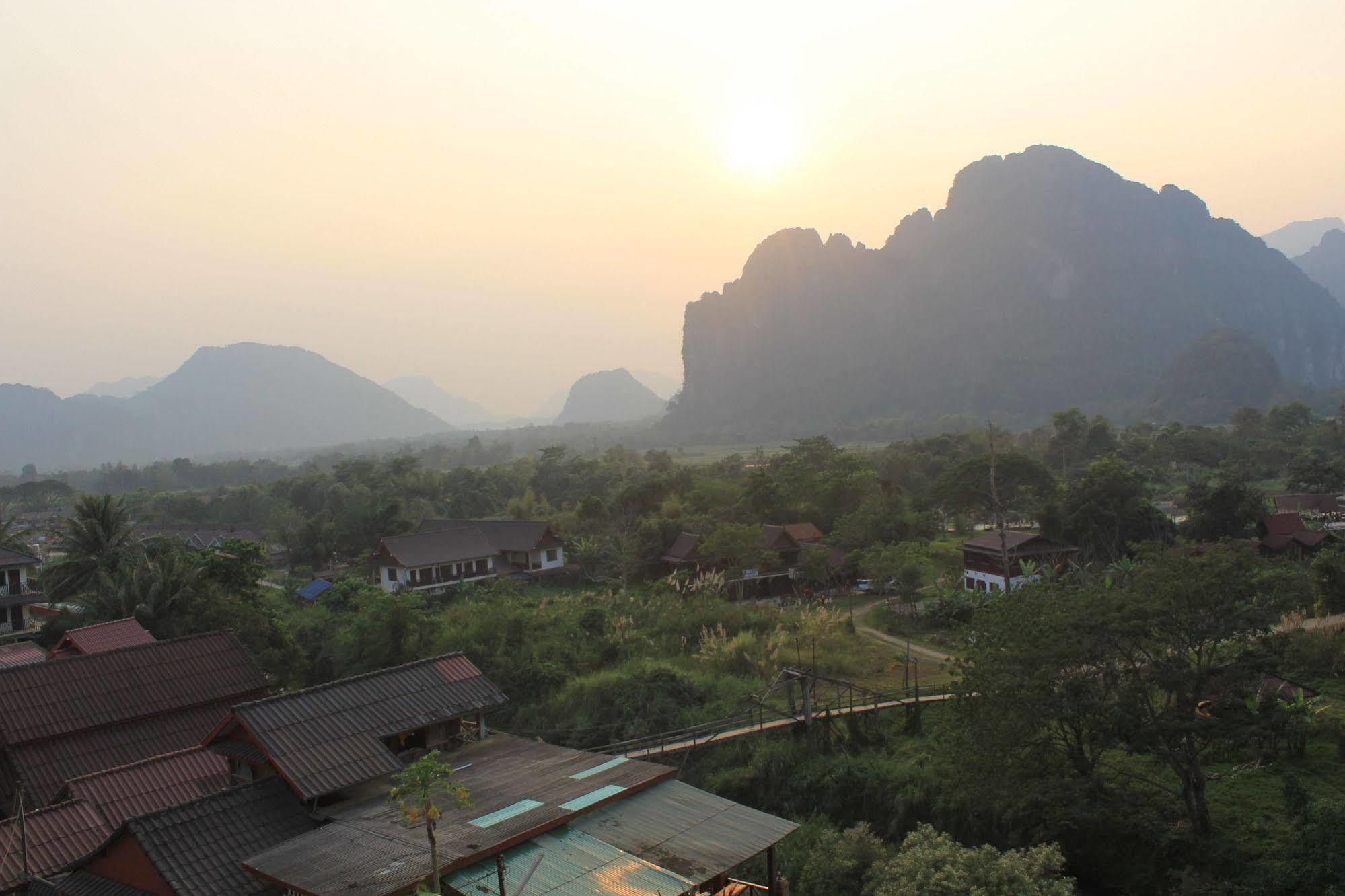 Mountainview Riverside Boutique Hotel Vang Vieng Exterior foto